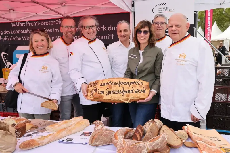 Ministerin Daniela Schmitt zeichnet die Besten im Genusshandwerk Rheinland-Pfalz aus
